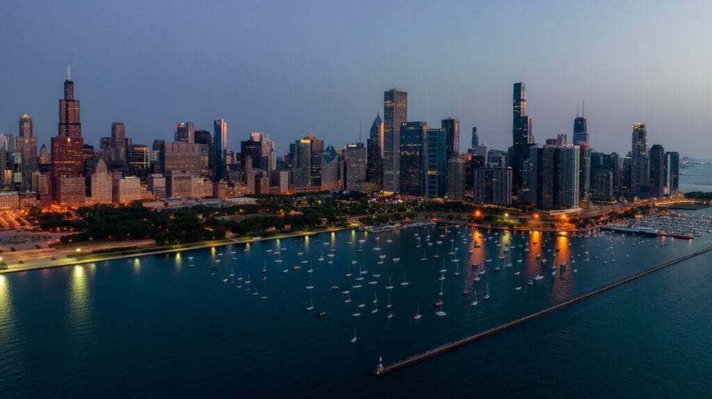 Exploring the Chicago Harbor Lock: History, Functionality, and Its Impact on Waterway Travel